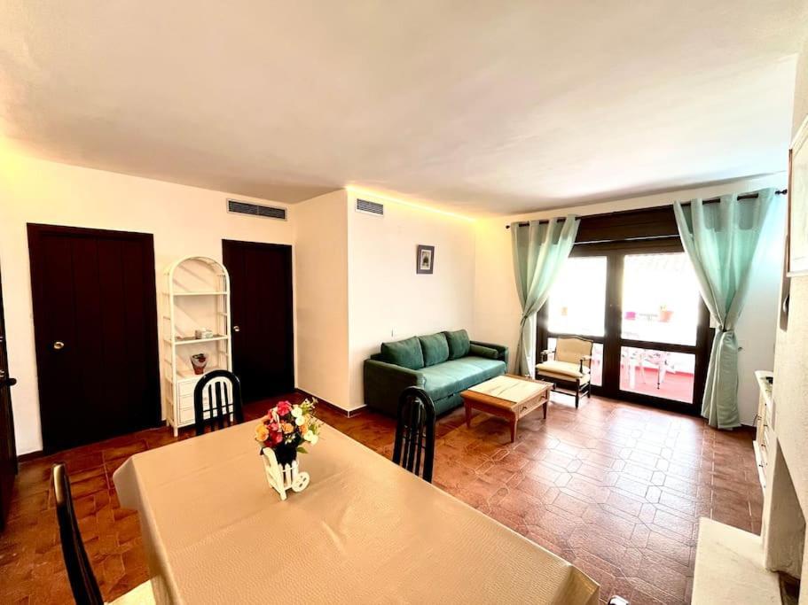Puerto Banus -4 8 Persons - Parking - At 100m * Marbella