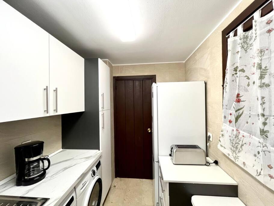 Puerto Banus -4 8 Persons - Parking - At 100m Apartment